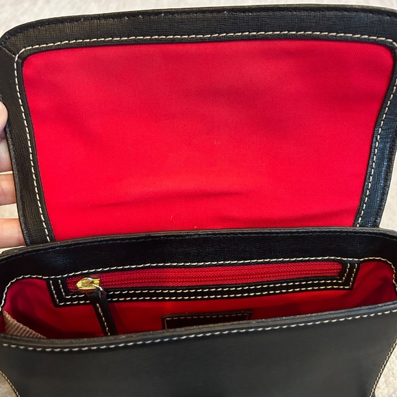 Authentic Dooney & Bourke Saffiano Leather Kyra Crossbody and Matching Wallet - Picture 9 of 16